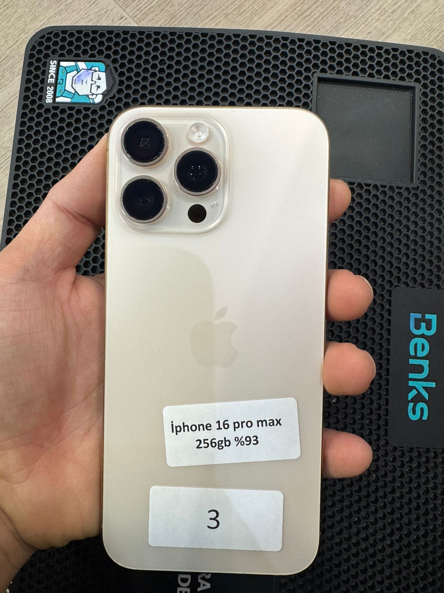 used-iphone-16-pro-max-256gb-desert-titanium
