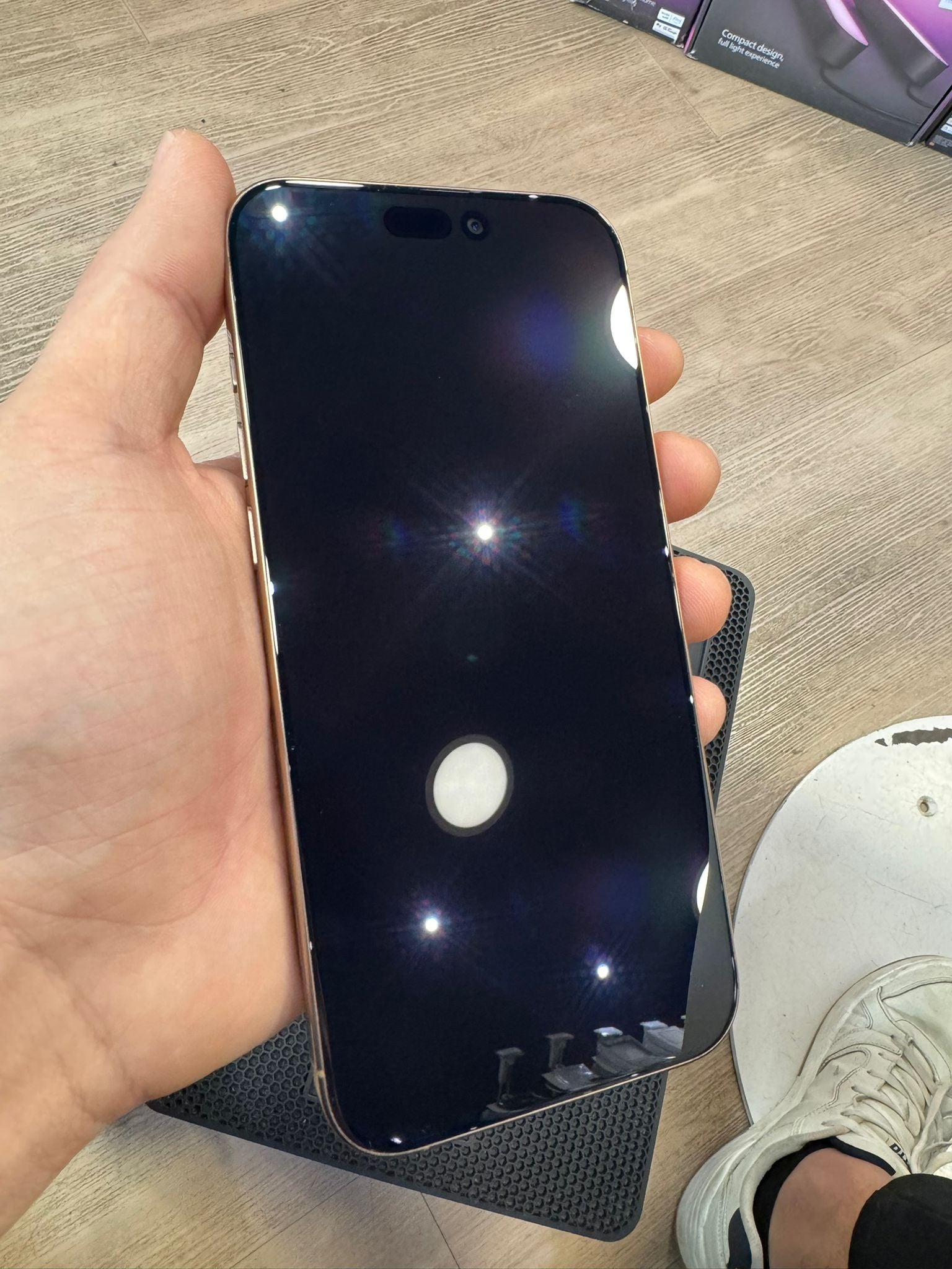 used-iphone-16-pro-max-256gb-desert-titanium