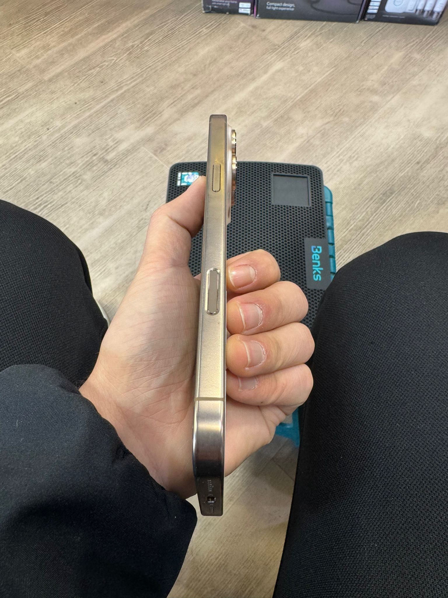 used-iphone-16-pro-max-256gb-desert-titanium