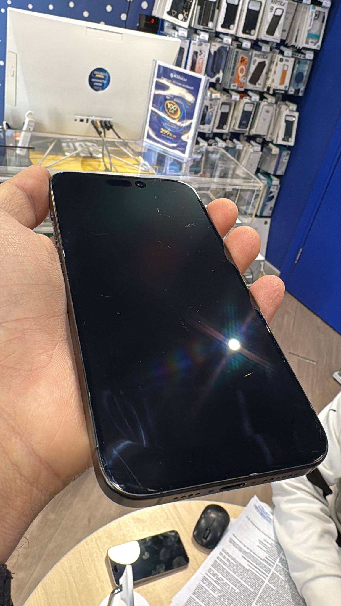 used-iphone-15-pro-max-256gb-black
