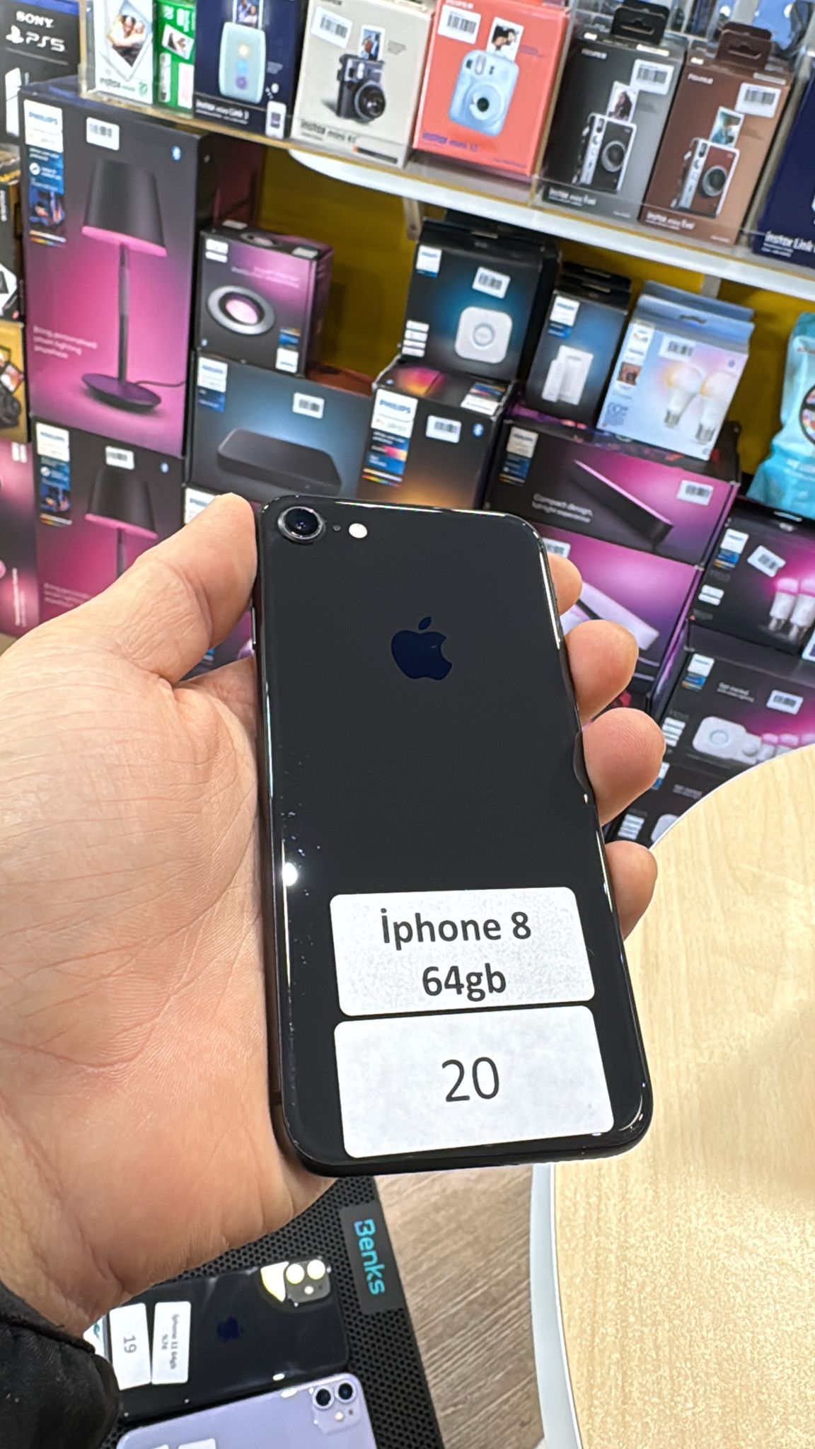 kullanilmis-iphone-8-64gb-siyah