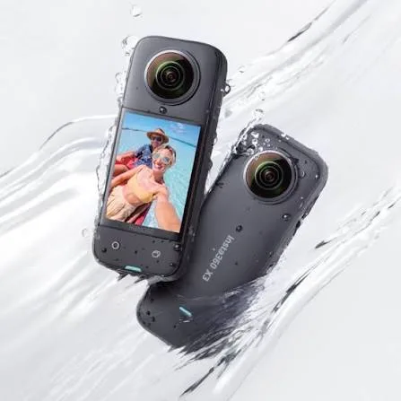 Insta360 One X3 5.7K 360° Çift Lensli Su Geçirmez Aksiyon Kamerası